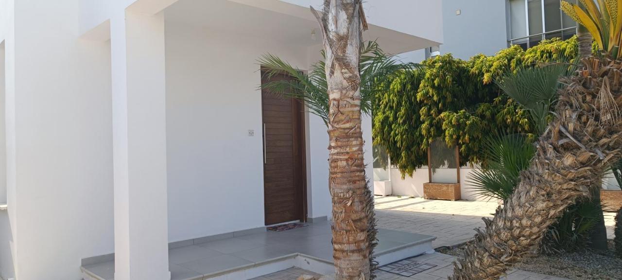 Colonial Villa 32 페르볼리아 외부 사진