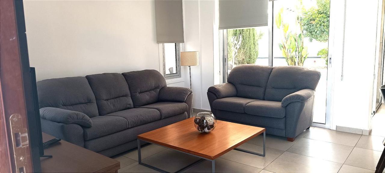 Colonial Villa 32 페르볼리아 외부 사진