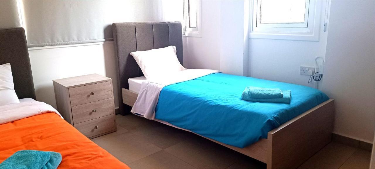 Colonial Villa 32 페르볼리아 외부 사진